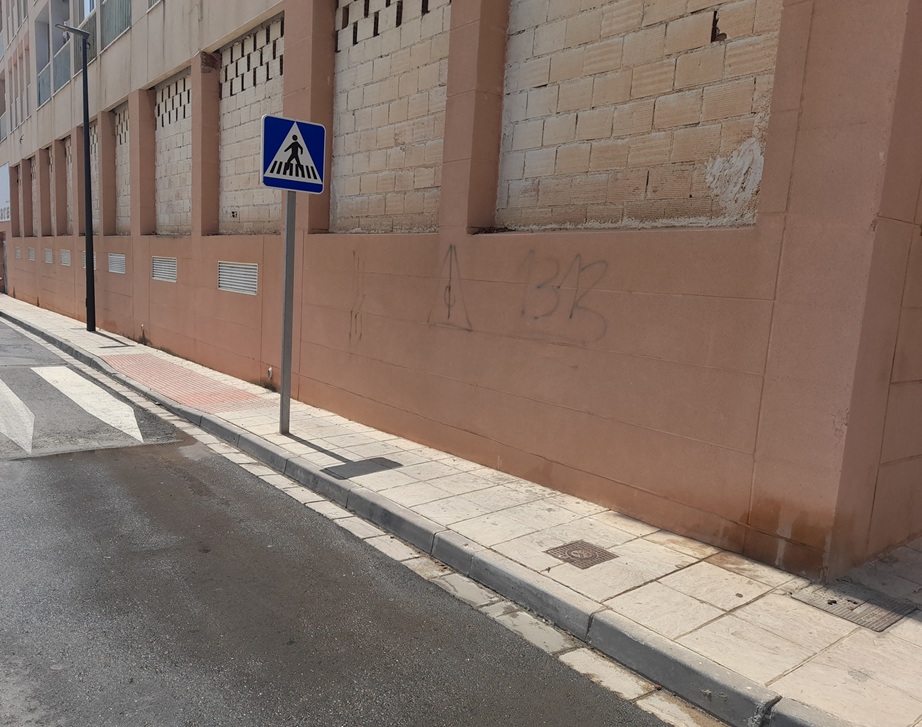 Local en Plaza de España en Vera, Almería